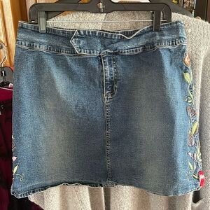 Sunshine Apparel Flower Butterfly Embroidered Stretch Denim Skirt size 16W